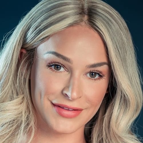Emma Hix Emma Hix